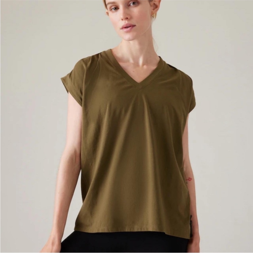 NWT Athleta Outbound Twist Tee Olive Green Women’s Plus Size  2X